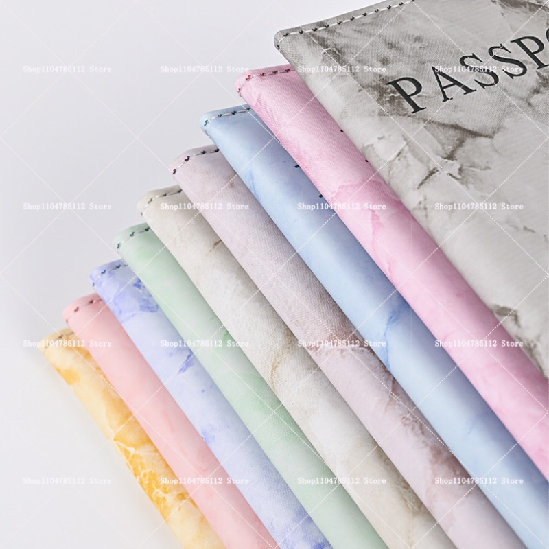 Copertine per passaporto The P - Index Card Holder recensione e prezzo